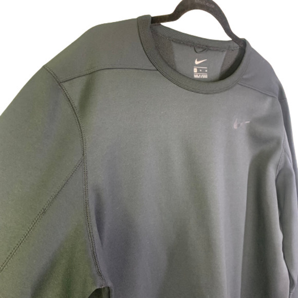 NIKE Black Fleece Pullover Sweatshirt‎ - Picture 2 of 12